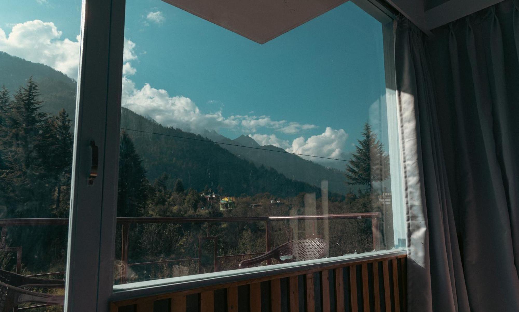 Hotel Apple Flower Manāli Exteriér fotografie