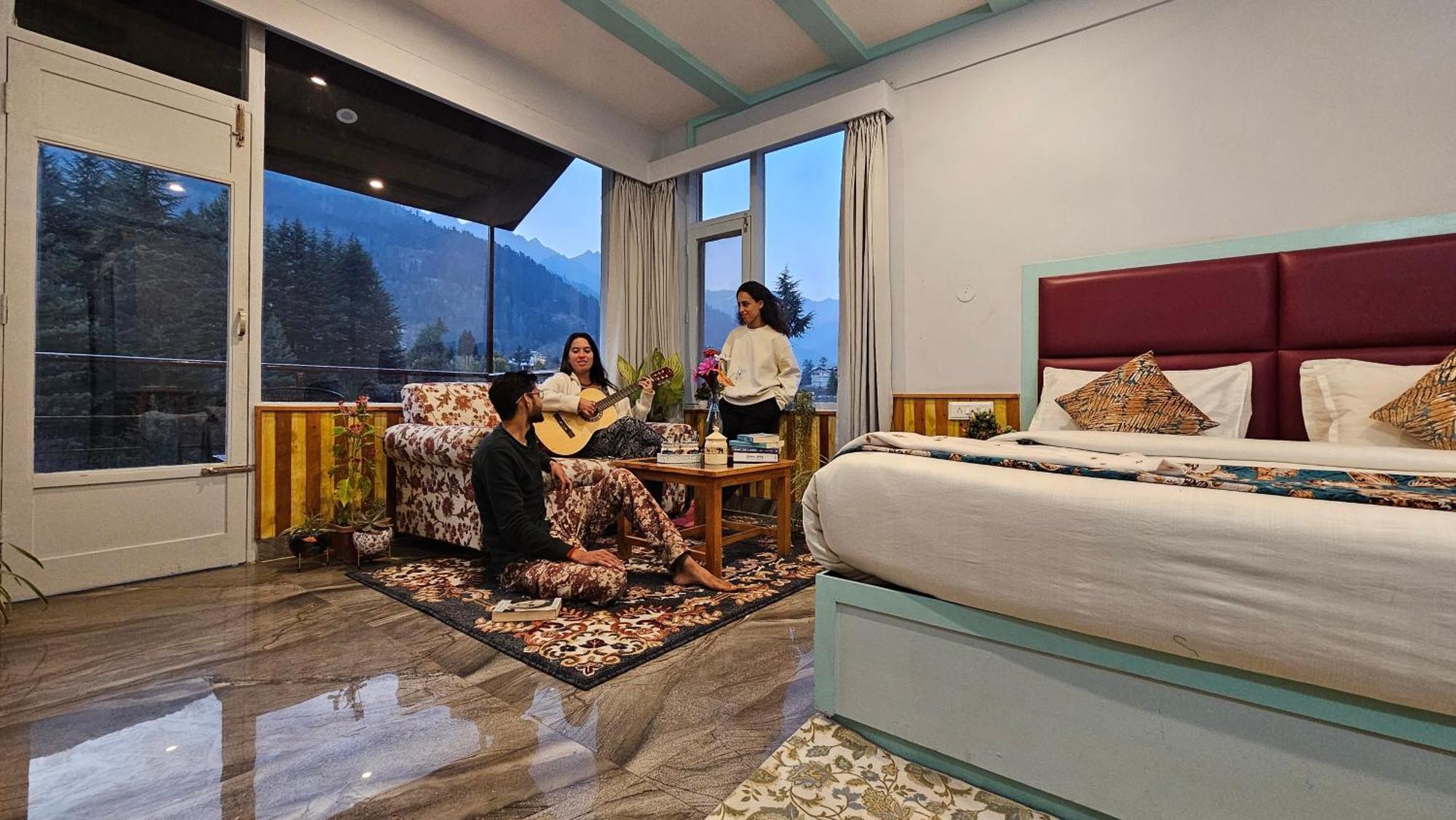Hotel Apple Flower Manāli Exteriér fotografie